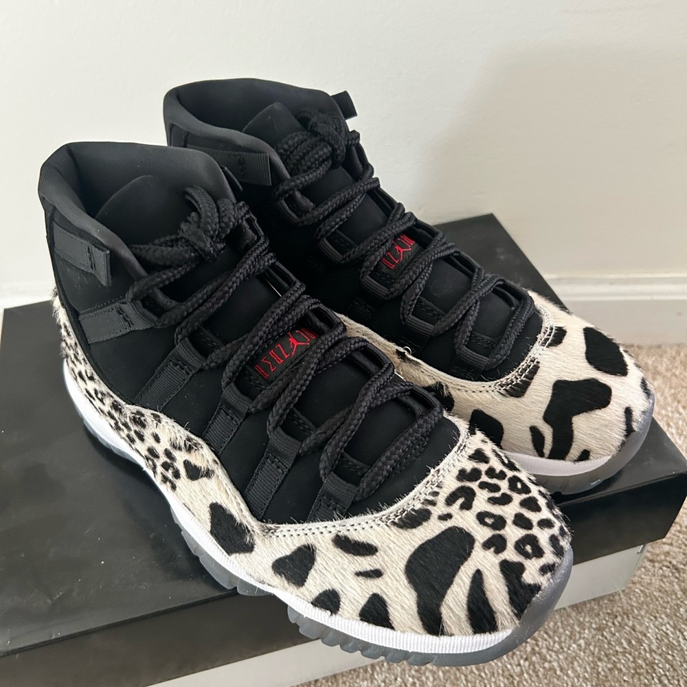 Jordan Retro 11 “Animal Instinct” Sz 7.5 - Picture 5 of 6